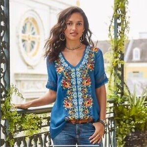 Sundance‎ Embroidered Rossi Blue Cupro
Short Sleeve Top XS